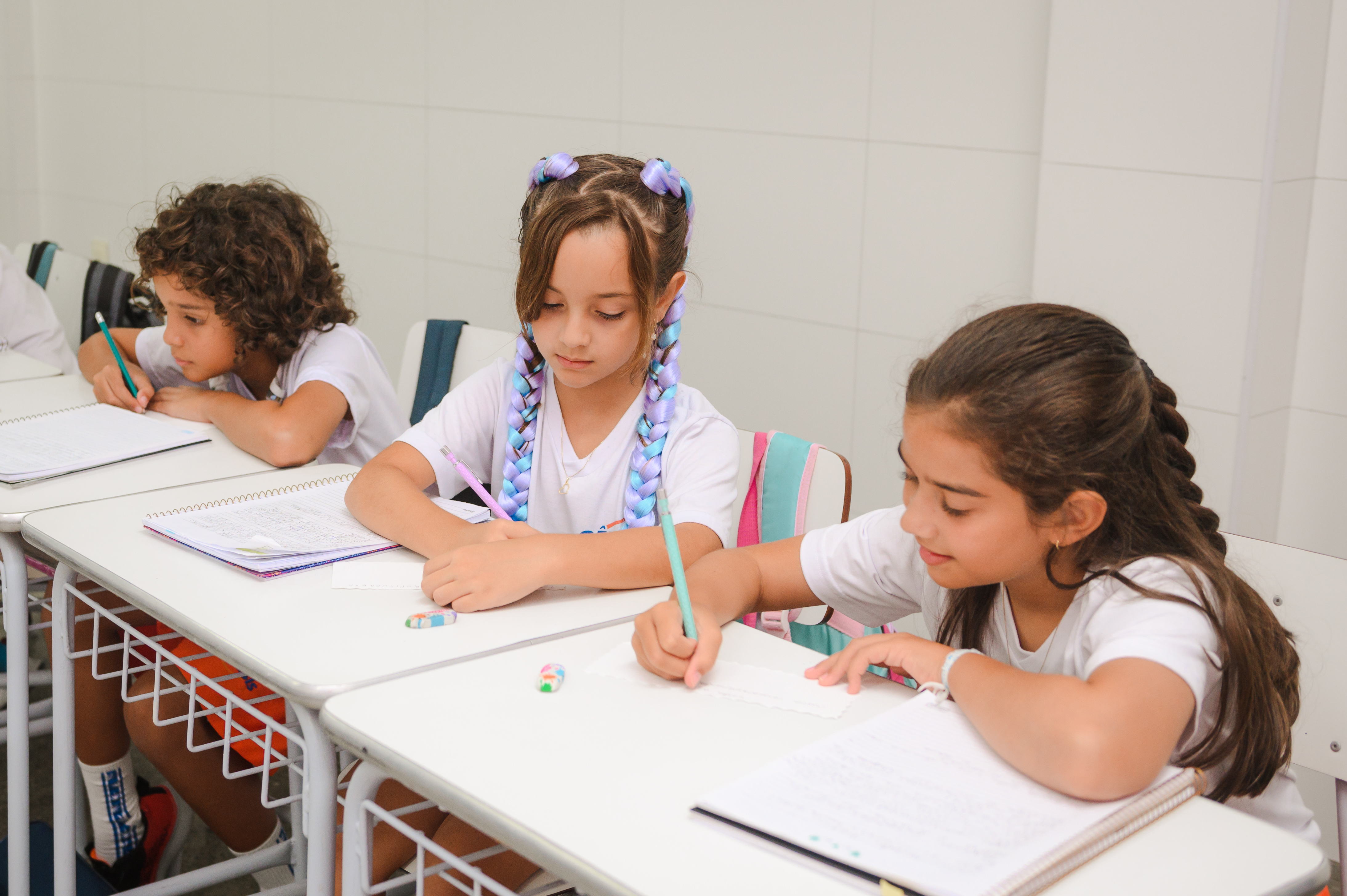 O processo de da leitura e escrita é uma etapa importante no desenvolvimento das crianças. Leia mais sobre o assunto!